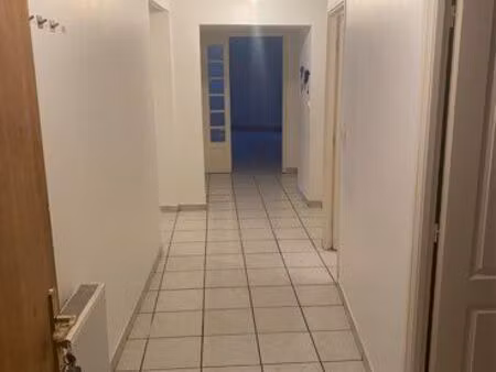 f2 de 67 m2 hyper centre