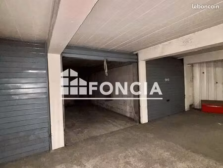 parking 13 m² saint etienne