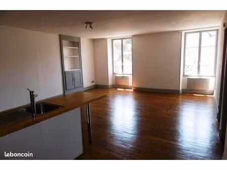 appartement 2 pièces 65 m²