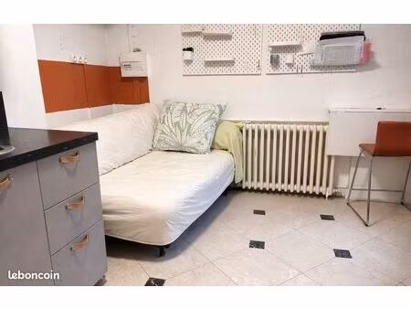 studio meublé avec terrasse – tram c & e ravezies