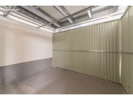 garage/box 7 m² osny
