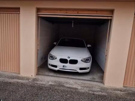 garage fermé 14m2