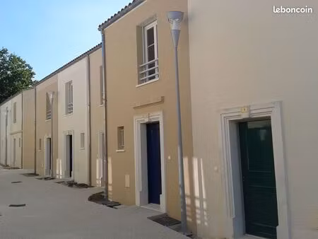 angoulême - 5 min du centre ville - maison récente f3 avec jardinet  parking et garage
