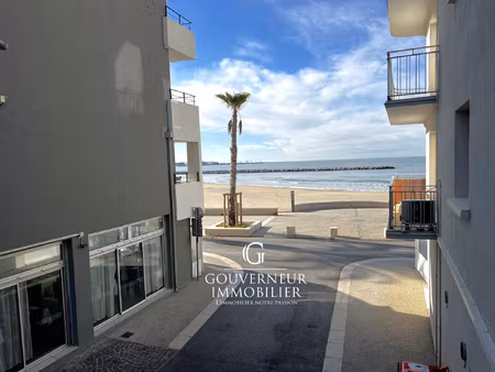 superbe t3 climatisé au coeur du grau-du-roi