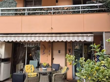 appartement de 3 pièces en duplex avec jardin et garage attenant