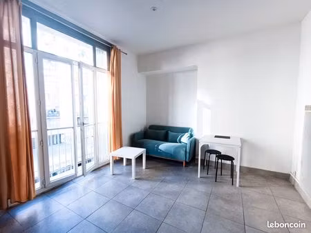 ◊ à vendre – appartement rénové avec loggia – castellane – marseille 13008