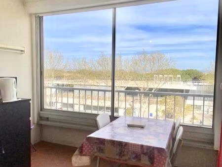 studio 1 pièce 25 m²