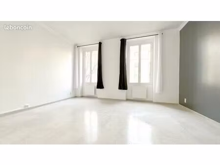 bureaux 48 m² aix en provence