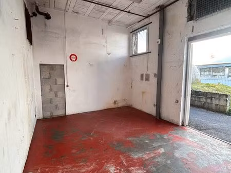 box de stockage de 22 4m2 accessibles de plein pied et directement en voiture