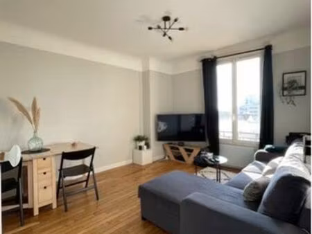 sous location 2/3 mois