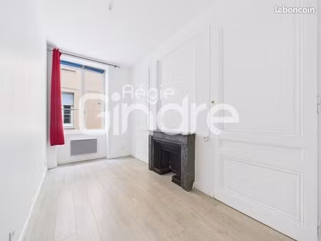 appartement 4 pièces 77 m²