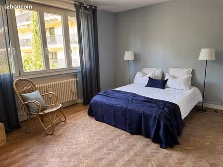 chambre 5 pièces 120 m²