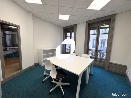 bureaux 134 m²