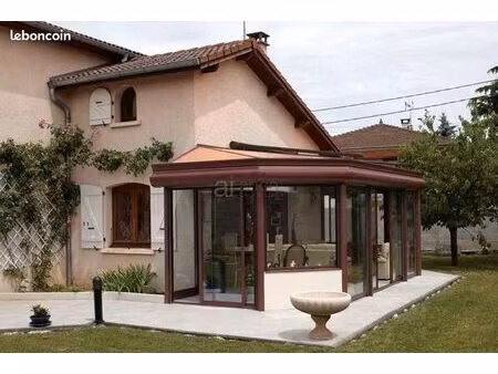villa 6 pièces 150 m²