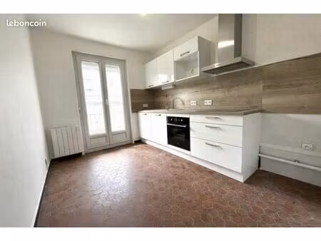 appartement 2 pièces 63 m²