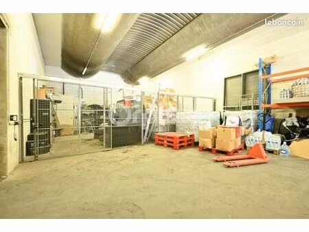 local d'activité 205 m²