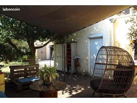 maison de 97 m² - 4 pièces avec terrasses et jardin