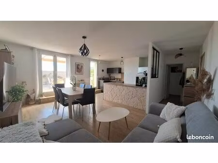 appartement rénové - t3 63 m² - terrasse - dernier étage
