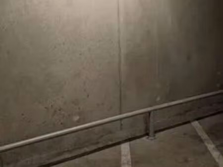 2 places de moto sous sol sécurisé part dieu