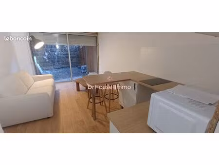 studio 1 pièce 20 m²