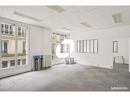 bureaux 118 m²