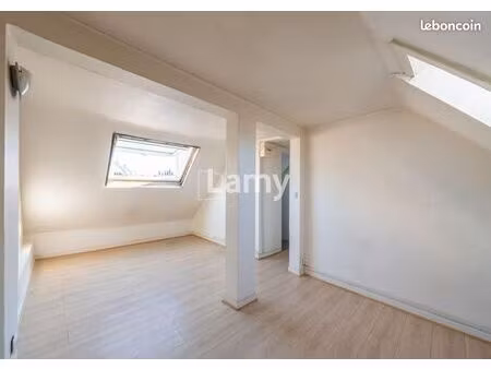 studio 1 pièce 18 m²