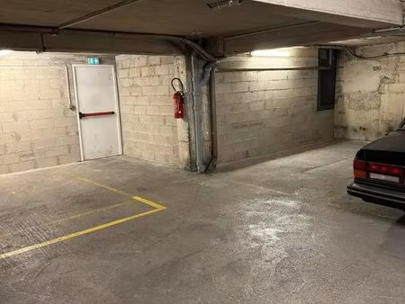 parking sécurisé paris 1er - palais royal - 2e sous-sol  résidence avec ascenseur