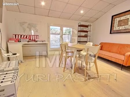 appartement 1 pièce 110 m²