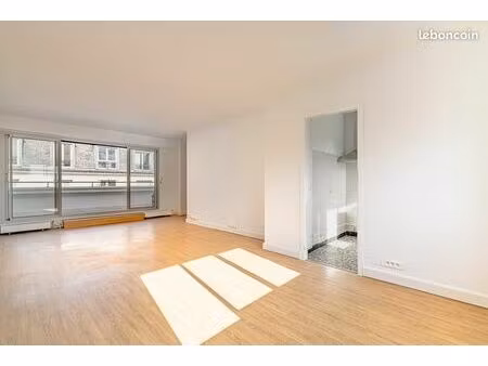 appartement 61 m²  terrasse et box-parking