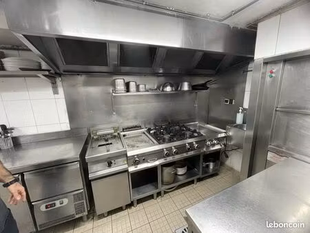 fonds de commerce 100 m² paris