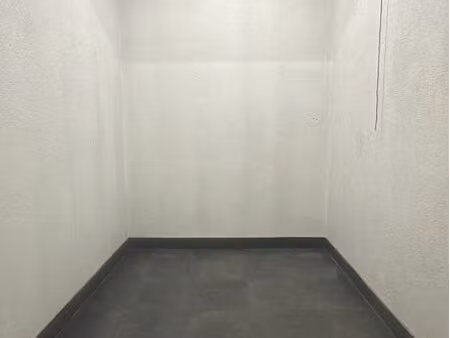 grande cave rénové 5 min de cannes