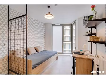 studio 1 pièce 16 m²