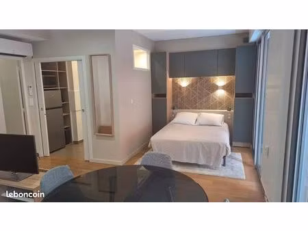 appt 38 m2 avec balcon secteur tête d'or / lycée du parc