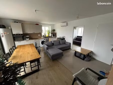 t4 92m2 en duplex avec balcon et parking