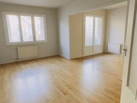 appartement 3 pièces 76 m²