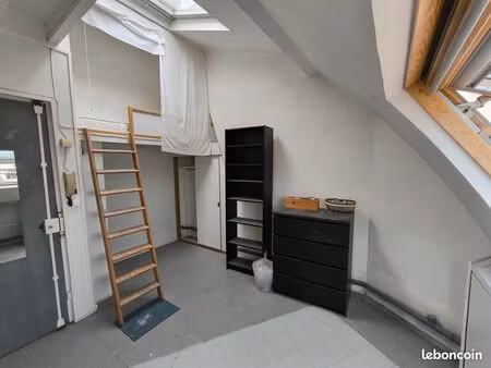 lot de 2 chambres de bonne / 22m2 / dernier étage / vue panthéon / paris 5