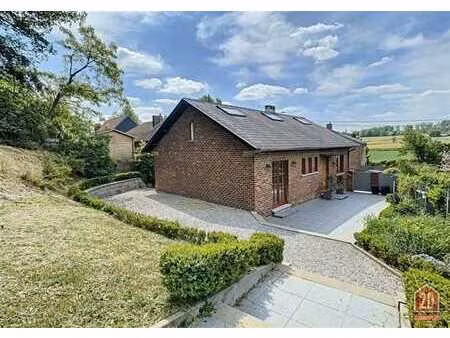 bonnivers - 2d : maison 4 chambres  dont 2 et 1 sdd au rdc