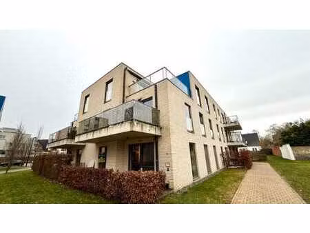 gelijkvloers appartement met ondergrondse parkeerplaats