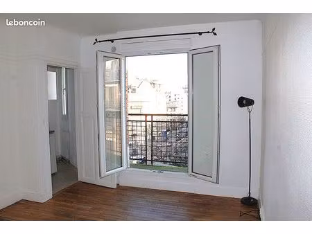 studio 1 pièce 19 m²