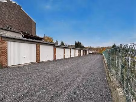 garages / box de stockage fermés 15 m² - seraing