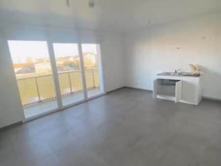 t1 avec balcon à clermont ferrand