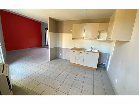 location appartement  m² t-2 à lunel  691 €