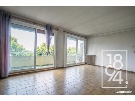 appartement 4 pièces 63 m²