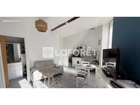 studio 1 pièce 24 m²