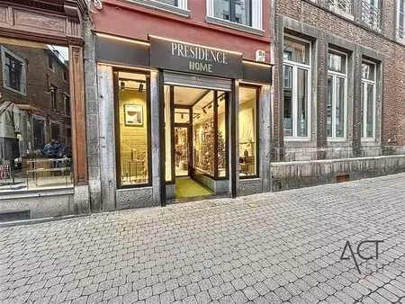 rez-de-chausée commercial dans le piétonnier