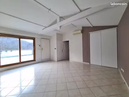 appartement t4 avec terrasse