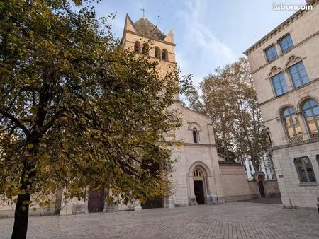 appartement 3 pièces 81 m²