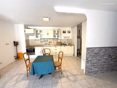 appartement 2 pièces 72 m²