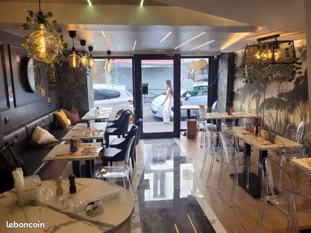 restaurant extraction - emplacement 1 - métro louise michel