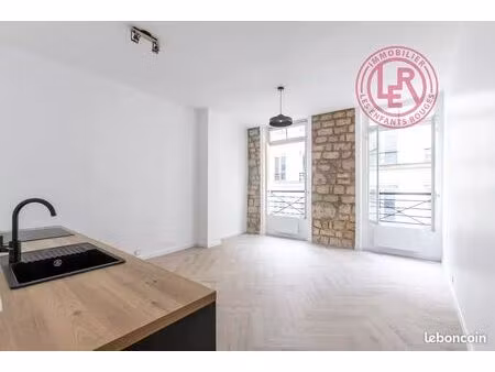 studio 1 pièce 32 m²